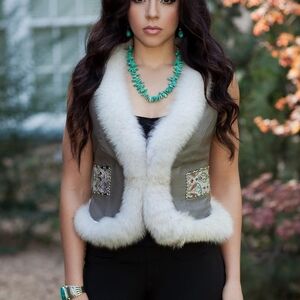 Elegant Gray Lambskin Leather Vest with Blue Fox Fur Trim And Silver Studs